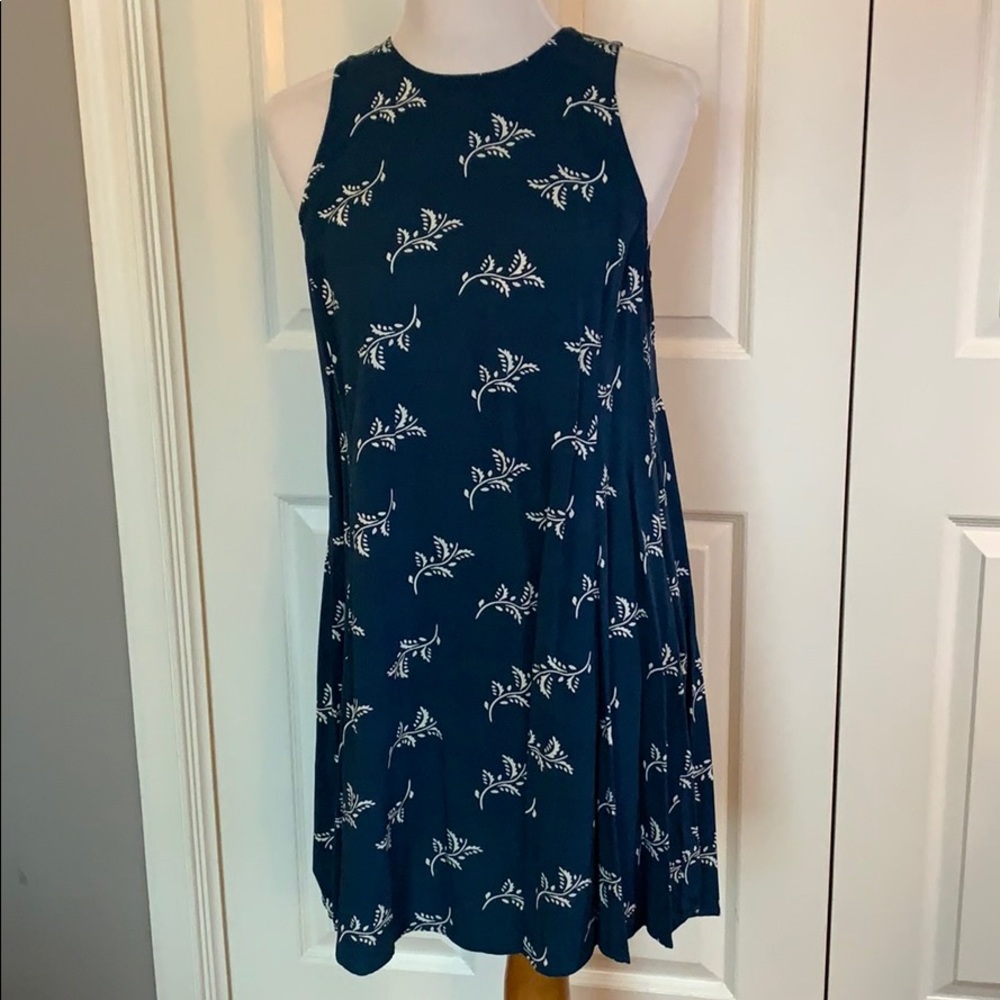 Old Navy blue pattern dress, size M